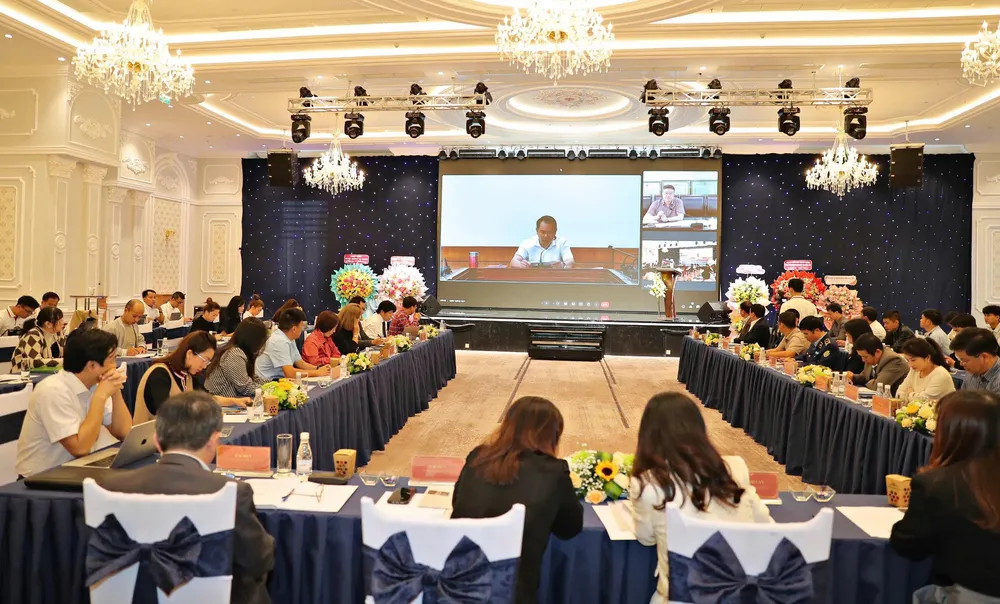 Tiến sỹ Dương Thái Trung, Chuyên viên cao cấp Vụ Thị trường trong nước, Bộ Công Thương tham dự tọa đàm qua cầu truyền hình nong-san-da-lat-duongthaitrung.jpg