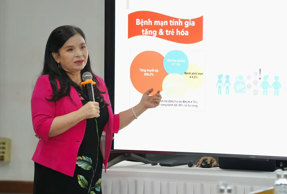 ngan-chan-hang-gia- 2.jpg