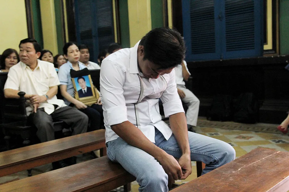 Phạm Sỹ Hoài Như tại tòa sáng nay