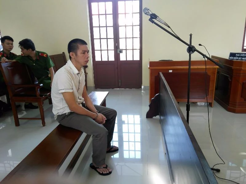 Phạm Văn Trị tại toà sáng nay 23-11