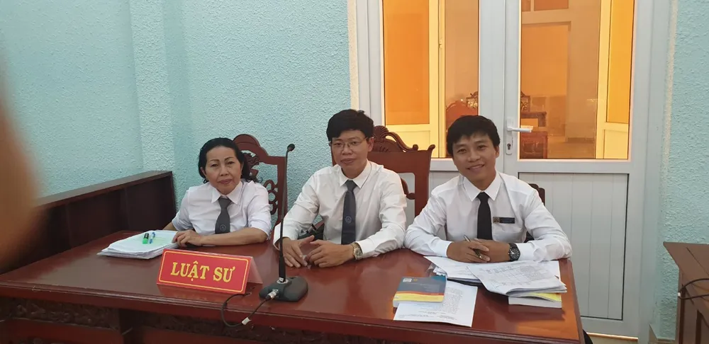 Y án 3 năm tù đối với thầy giáo dâm ô nữ sinh ảnh 2 Y án 3 năm tù đối với thầy giáo dâm ô nữ sinh ảnh 2