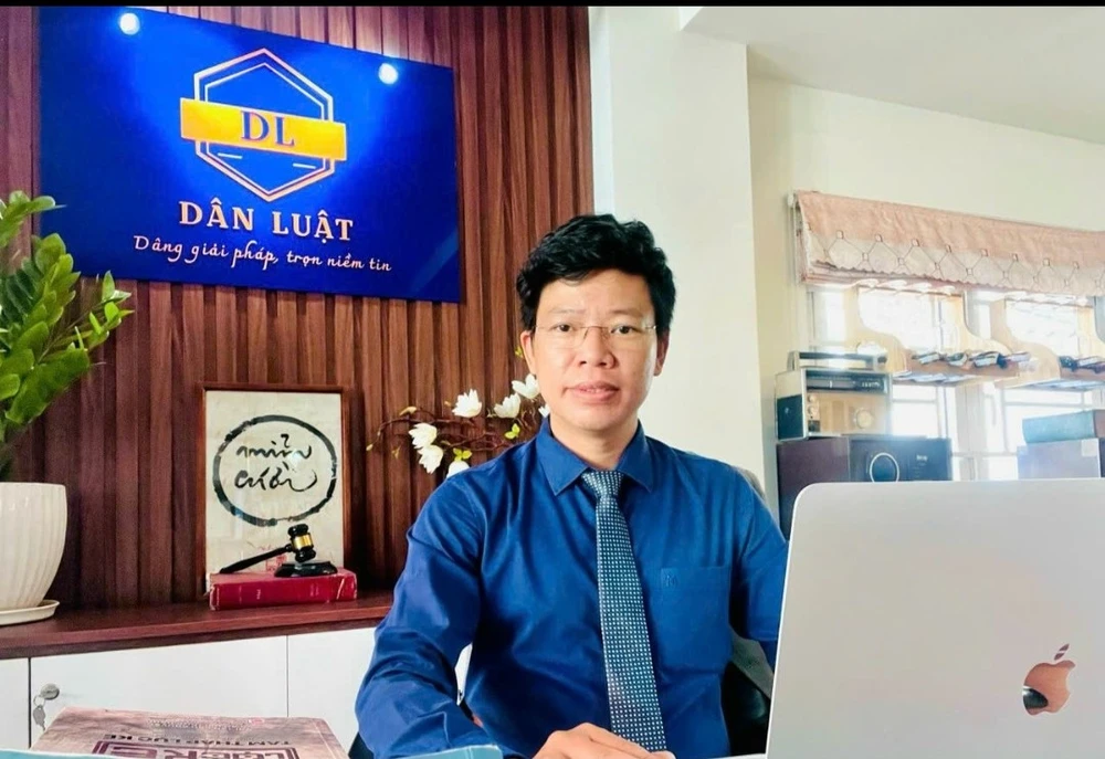 Luật sư Đỗ Ngọc Thanh, Đoàn Luật sư TP.HCM. trổ cửa sổ