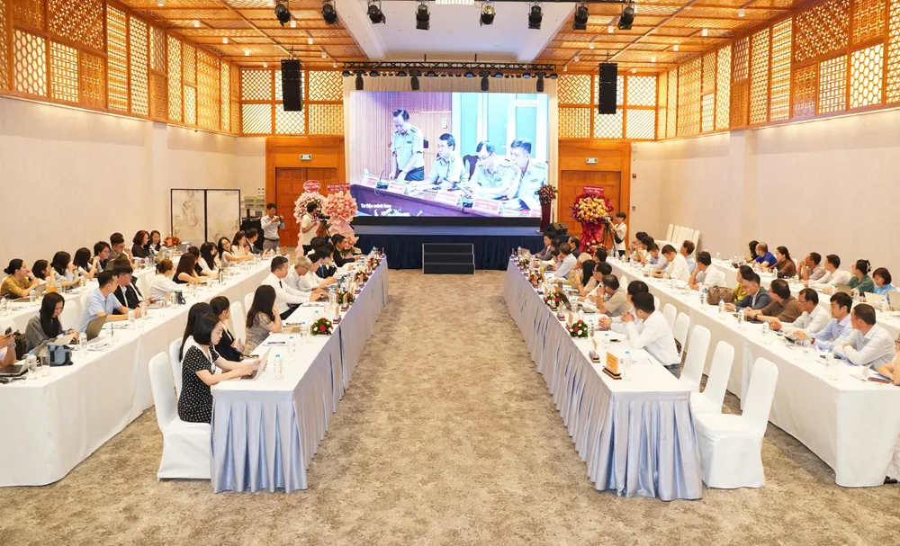 Các đại biểu tham dự hội thảo. Ảnh: THUẬN VĂN hoi thao thia hanh an.jpeg