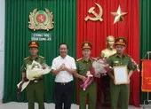 Giấu 24 kg ma túy trong xe chở xoài ảnh 3 Long An: Thưởng lực lượng phá đường dây ma túy ở biên giới