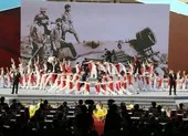 Bà Nguyễn Thị Kim Ngân được tôn vinh là 'Công dân Đồng Khởi tiêu biểu' ảnh 4 Lễ kỷ niệm cấp quốc gia Tổng tiến công xuân Mậu Thân