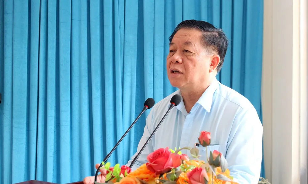 Ông Nguyễn Trọng Nghĩa- Trưởng Ban Tuyên giáo Trung ương phát biểu tại buổi trao quà tham-gia-dinh-chinh-sach (1).jpg