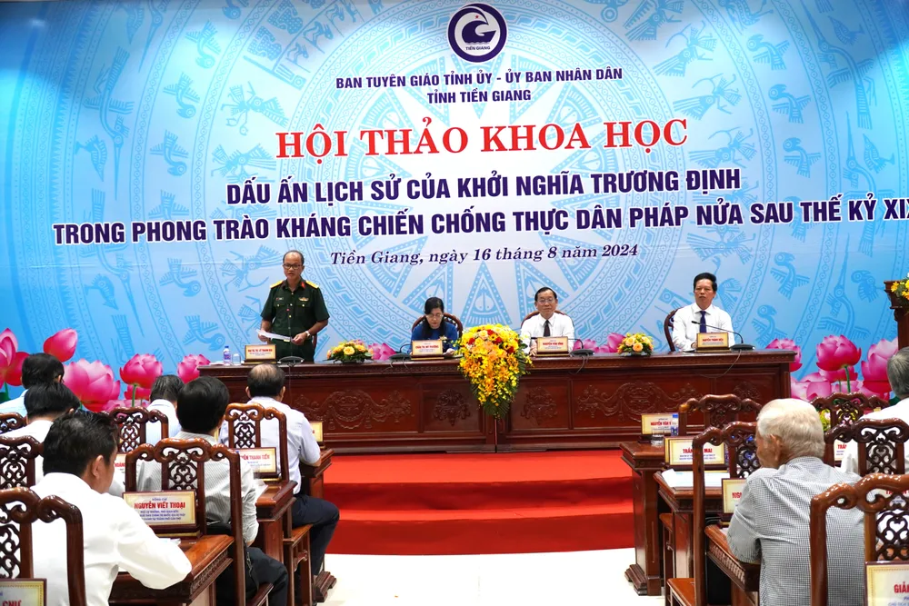 Hoi-thao-khoi-nghia-Truong-Dinh (3).JPG