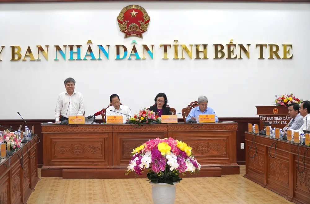 Lãnh đạo Sở KH&ĐT tỉnh Bến Tre thông tin về Hội nghị xúc tiến đầu tư năm 2024 Bến Tre sắp khởi động tuyến đường bộ ven biển tạo động lực phát triển về hướng Đông
