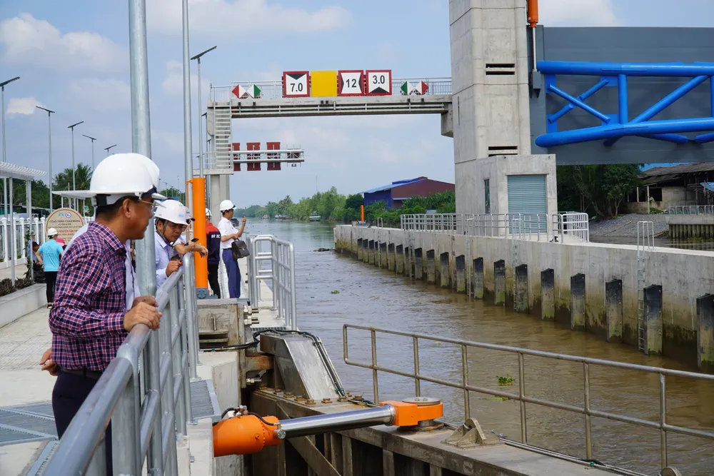 Cong-ngan-man-nguyen-tan-thanh (3).JPG