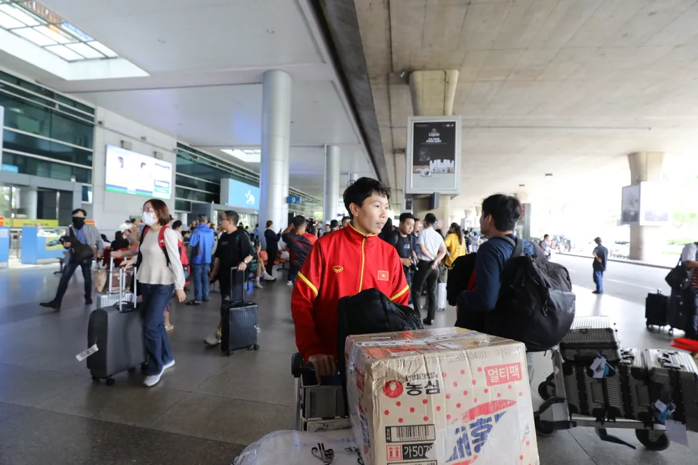 Thủ môn Kim Thanh là một trong số các gương mặt tuyển nữ Việt Nam chơi nổi bật ở New Zealand với rất nhiều pha cứu thua ngoạn mục trước các chân sút hàng đầu thế giới.