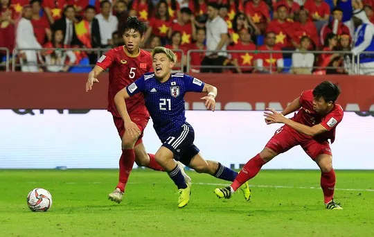 VAR Viet nam NHat ban.jpg