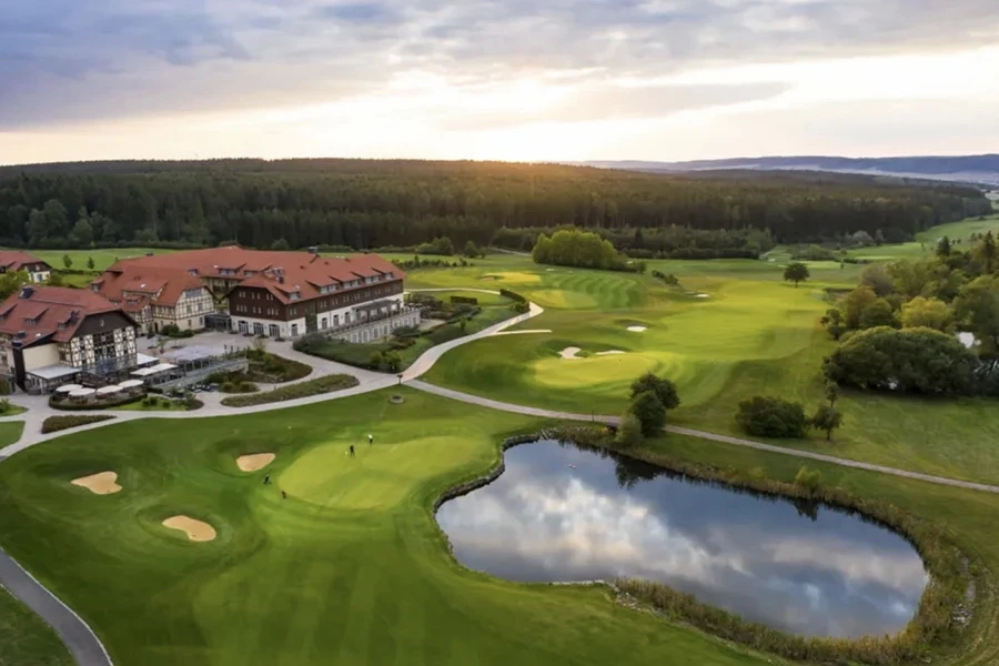 Đội tuyển Anh,chù ẻo,đóng quân,sang chảnh3 - Copy.jpg