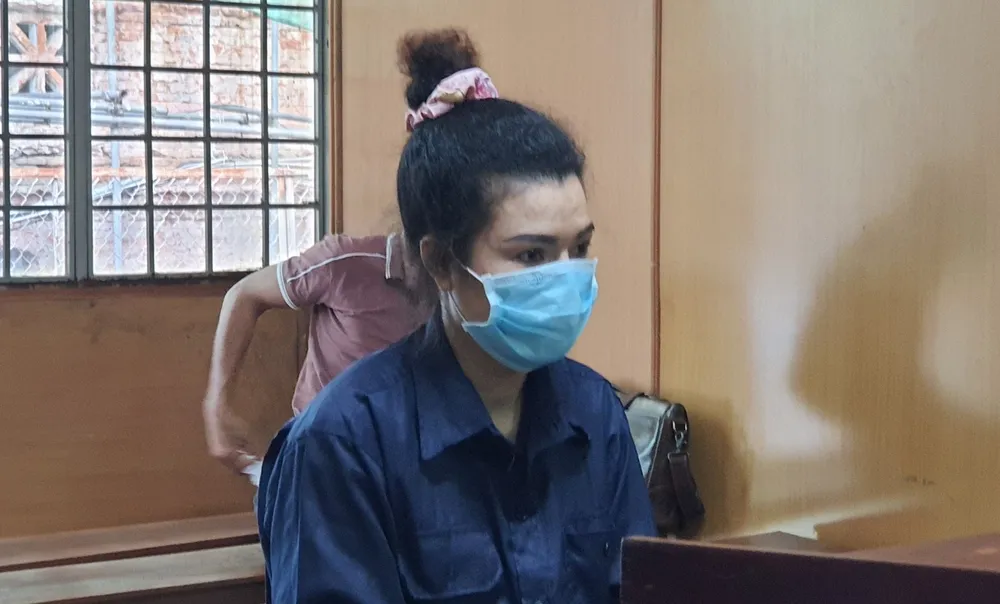 Bị cáo Trần Thị Anh tại tòa. Ảnh: SONG MAI