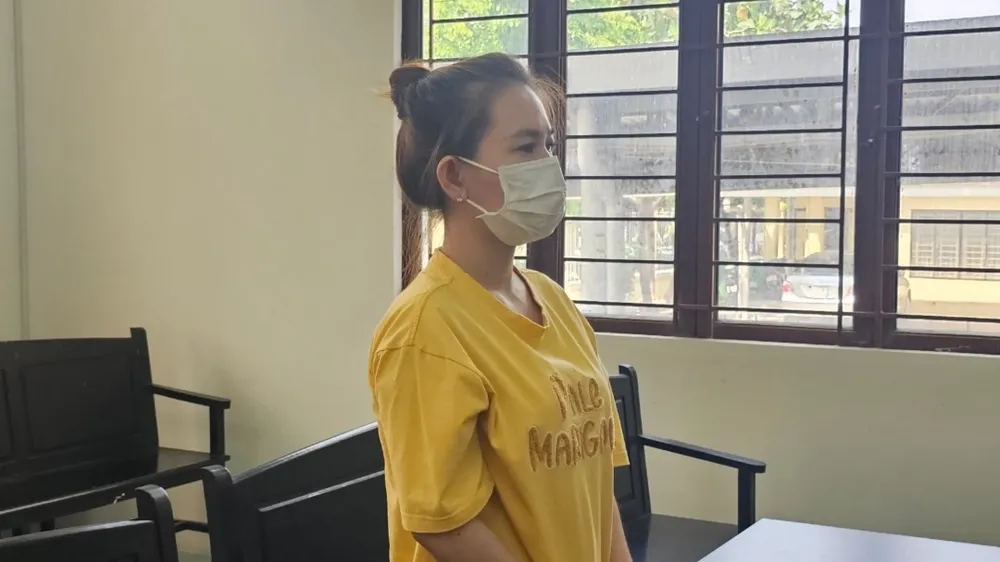 Bị cáo Đoàn Bảo Ngọc tại tòa. ẢNH: SONG MAI Bị cáo Đoàn Bảo Ngọc tại tòa. ẢNH: SONG MAI