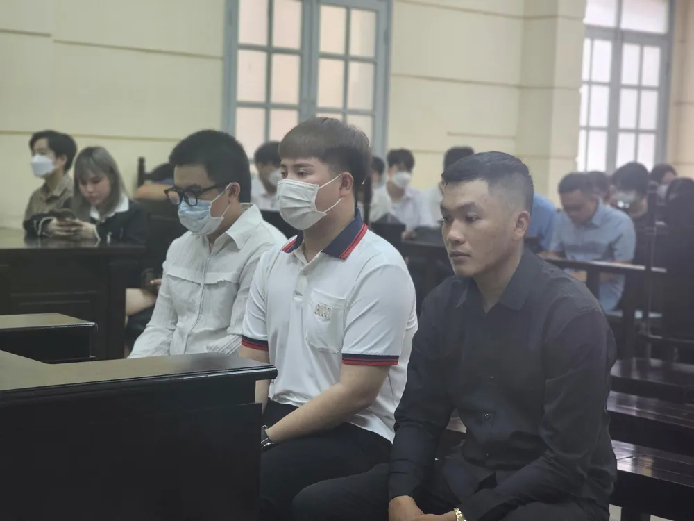 3 bị cáo đồng phạm với Trang Nemo. ẢNH: SONG MAI