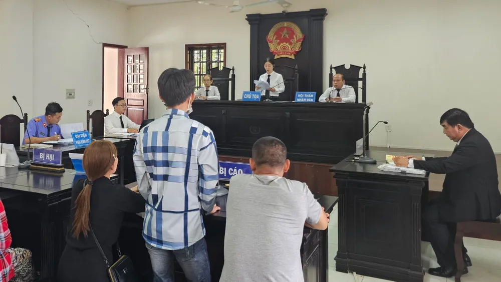 Phiên xét xử sơ thẩm bị cáo PTD. ẢNH: SONG MAI