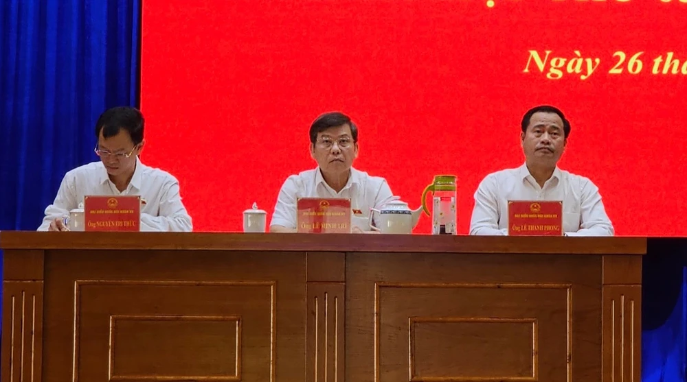 Tổ ĐBQH TP.HCM đơn vị số 3 tiếp xúc cử tri quận 5, quận 8 và quận 11. Ảnh: SONG MAI