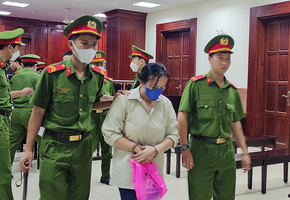 Bị cáo Lê Thị Tuyết. Ảnh: SONG MAI le thi tuyet.jpg