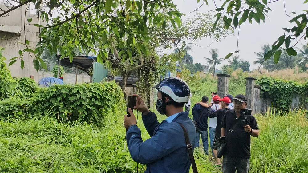 youtuber livestream vu hong loan.jpg