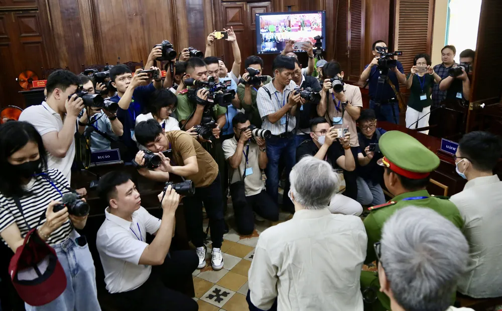 tác nghiệp đại án đăng kiểm.jpg