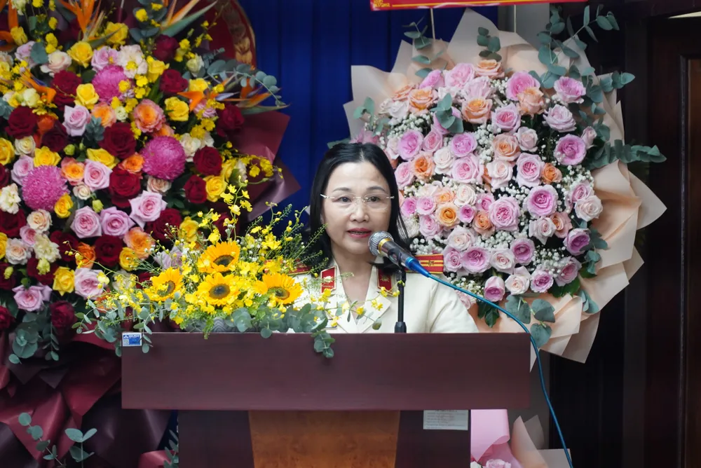 Tân Viện trưởng VKSND quận 7 Hà Thị Thúy Hằng phát biểu tại buổi lễ. Ảnh: TC Viện trưởng VKSND quận 7.jpg