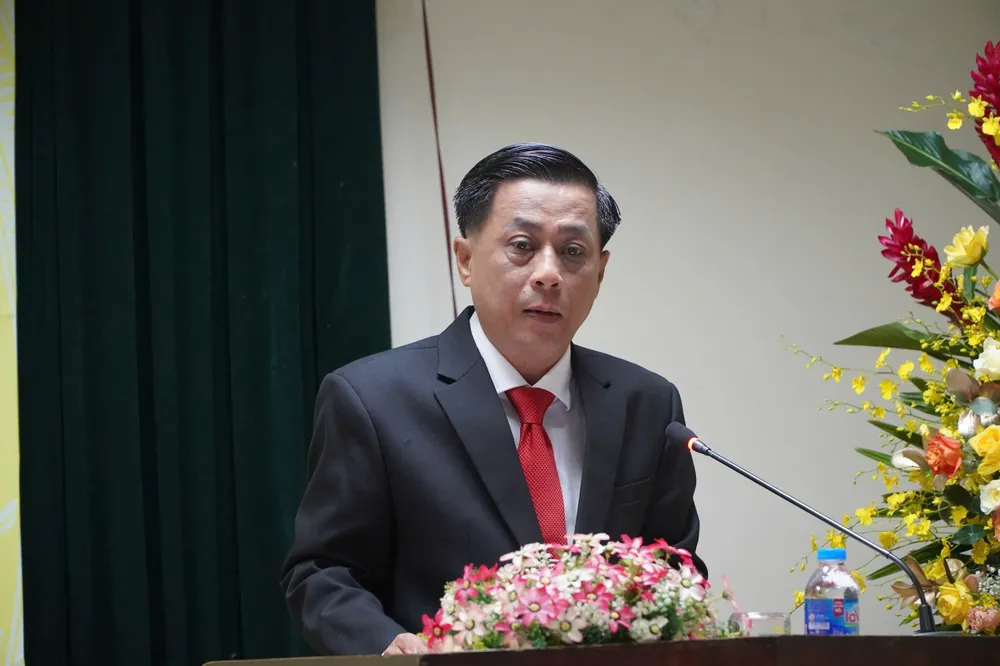 Tân Vụ trưởng Vụ Công tác phía Nam TAND Tối cao Trần Kiến Xương phát biểu nhận nhiệm vụ. Ảnh: ĐL Ông Trần Kiến Xương Vụ trưởng Vụ công tác phía nam TAND tối cao.jpg