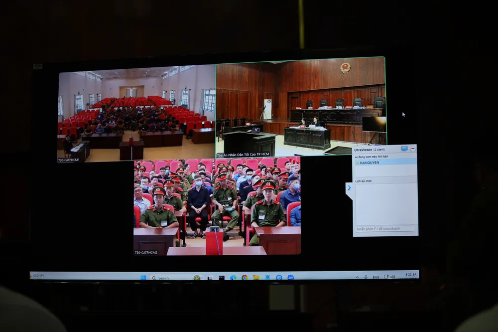 Phóng viên tham dự phiên xét xử phúc thẩm giai đoạn 1 vụ án Trương Mỹ Lan sẽ được bố trí tác nghiệp tại phòng báo chí, theo dõi qua màn hình. Ảnh: NGUYỆT NHI