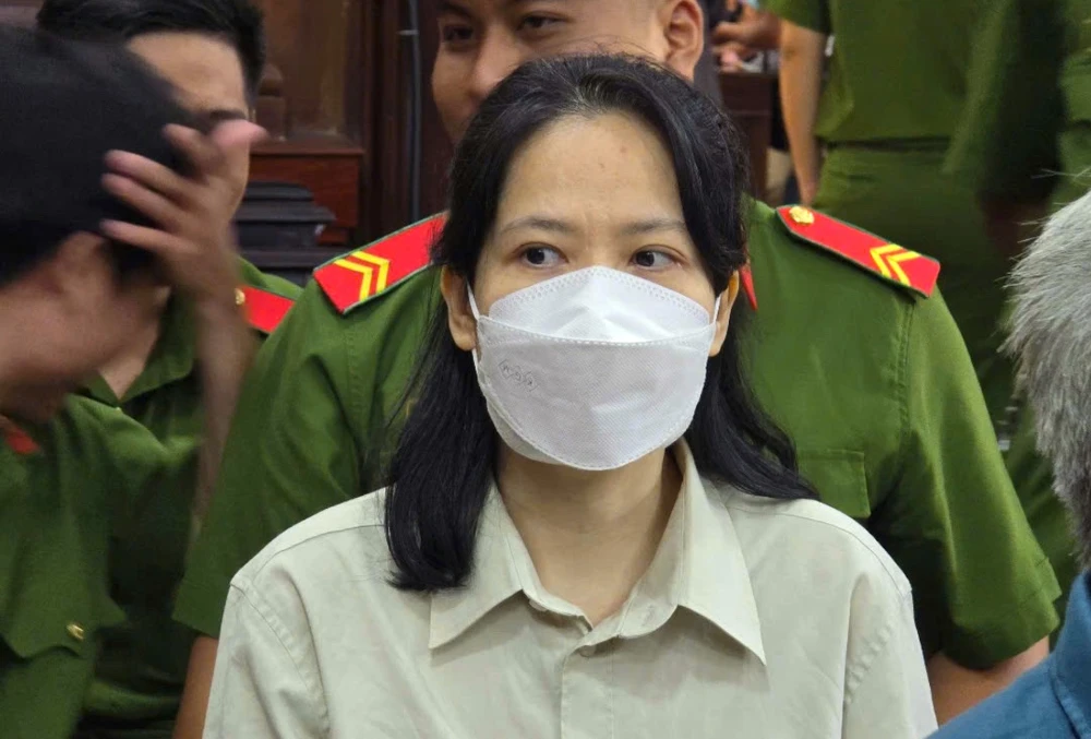 Giám đốc Công ty Angel Lina