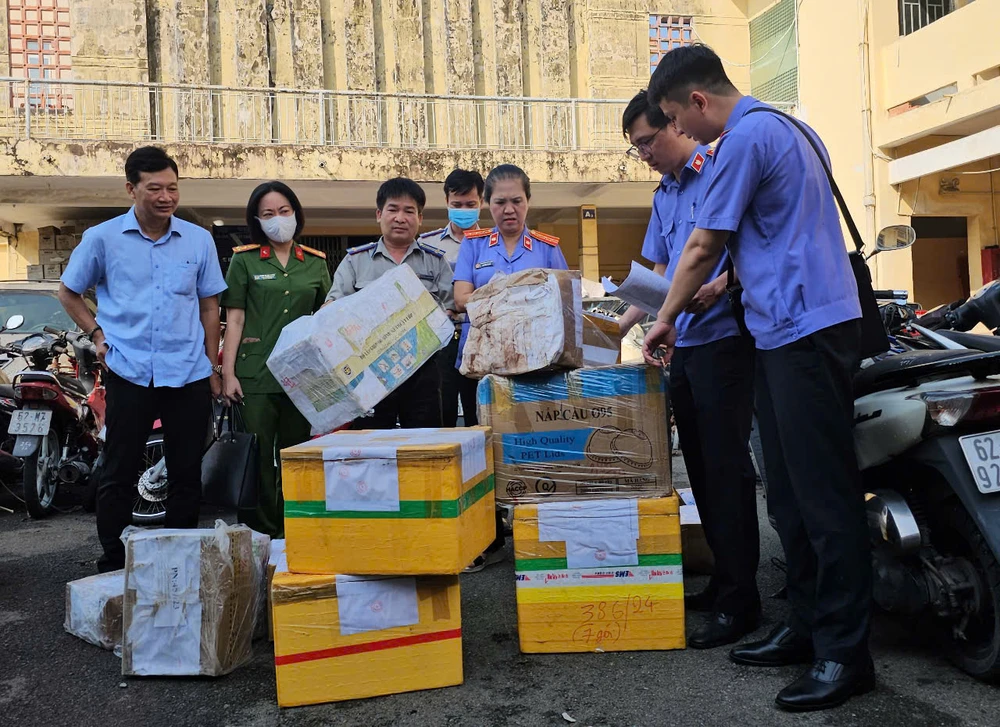 500 kg ma túy tiêu hủy trong đợt này là tang vật trong 63 vụ án. Ảnh: SONG MAI