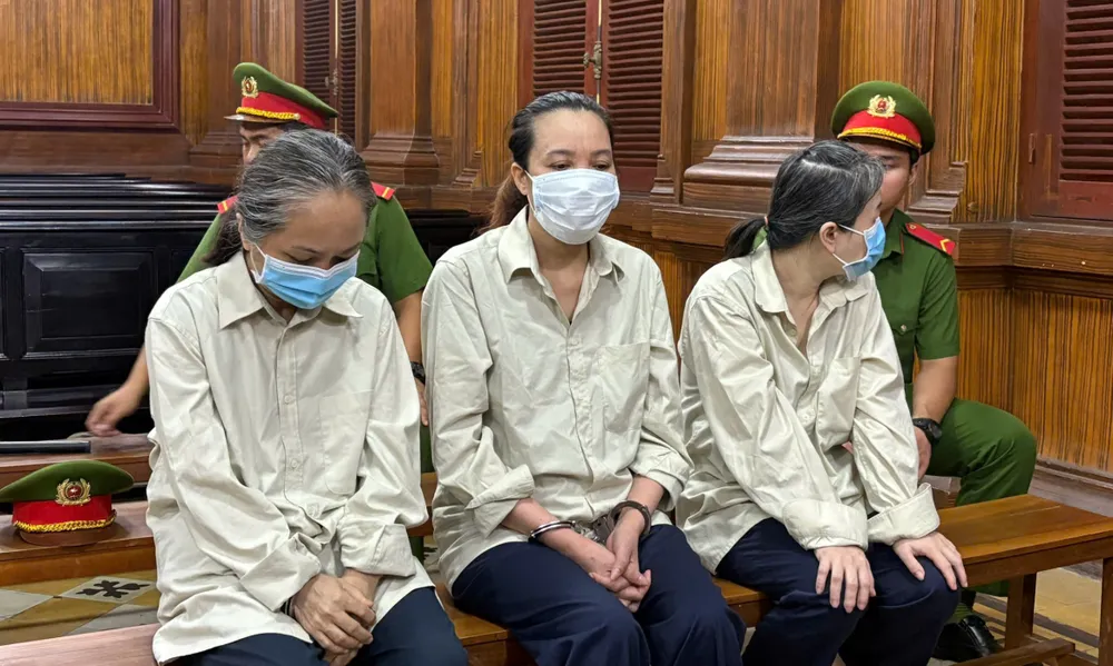 Chủ cơ sở Mái ấm Hoa Hồng lãnh 2 năm 3 tháng tù