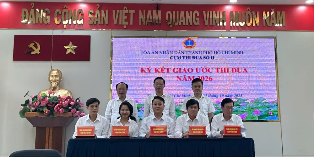 cum-thi-dua-so-2-tp-hcm-ti-le-giai-quyet-cac-loai-an-dat-va-vuot-chi-tieu-tand-toi-cao-de-ra-.jpg