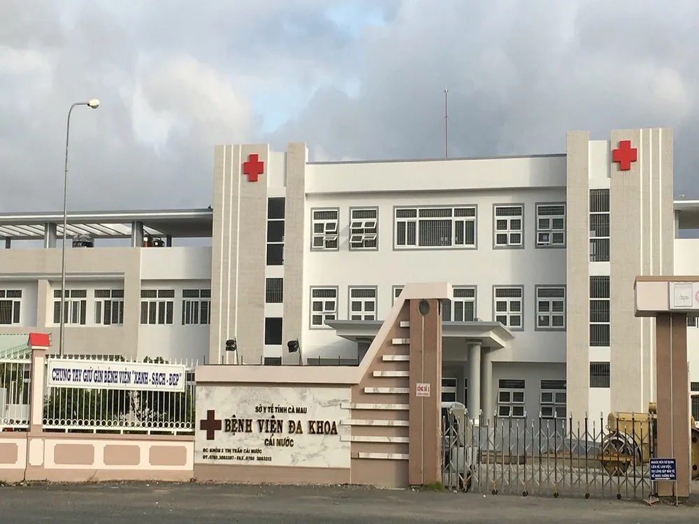 Đề nghị xử hình sự nhóm đâm người trên xe cấp cứu ảnh 1 Đề nghị xử hình sự nhóm đâm người trên xe cấp cứu ảnh 1