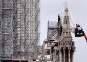 Pháp quyết khôi phục nhà thờ Đức Bà giống như trước khi cháy