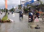 TP Cà Mau: Hơn 52 tỷ đồng nâng cấp đường Nguyễn Trãi ảnh 2 Đường phố Cà Mau tan hoang trong trận lụt lịch sử