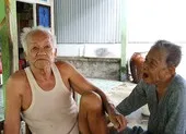 2 vợ chồng thua kiện con trai, con cháu chôn họ trong căn nhà tranh chấp ảnh 2 Cần giám đốc thẩm vụ cụ 94 tuổi cho con nhà, đất rồi trắng tay