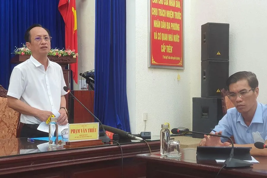 Chủ tịch tỉnh Bạc Liêu, ông Phạm Văn Thiều tại cuộc họp báo chiều 20-5-2022. Ảnh: TRẦN VŨ.