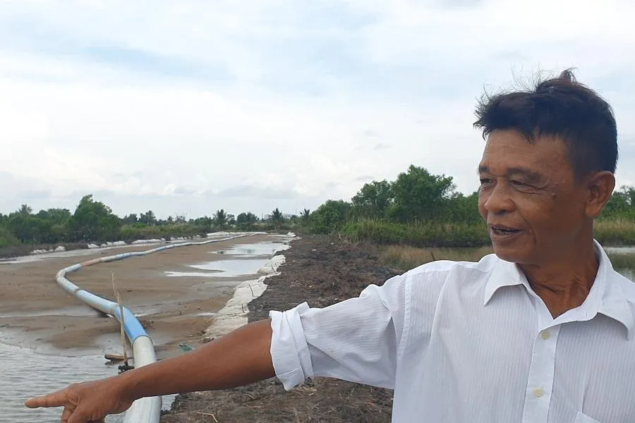 Ông Dương Thế Hùng đã được tống đạt quyết định cưỡng chế. Ảnh: TRẦN VŨ