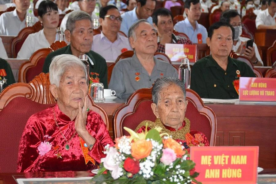 Cà Mau có 89 Mẹ Việt Nam Anh hùng còn khỏe mạnh. Ảnh: CTV. Cà Mau có 89 Mẹ Việt Nam Anh hùng còn khỏe mạnh. Ảnh: CTV.