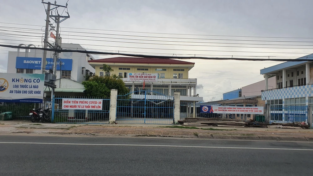 CDC Cà Mau có 2 cán bộ bị khởi tố bắt giam chiều 31-7-2022 vì liên quan vụ án kist test Việt Á. Ảnh: TRẦN VŨ