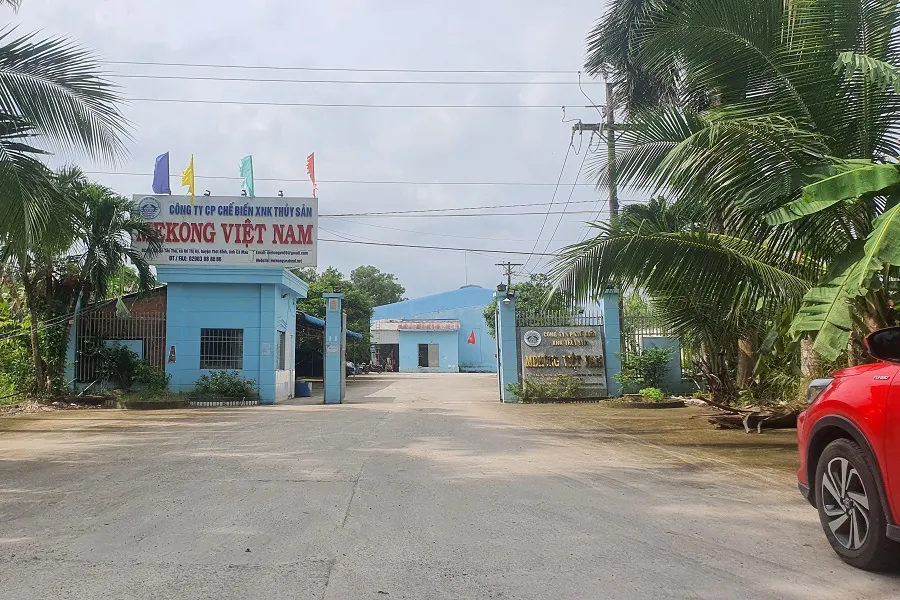Công ty MEKONG Việt Nam tại Cà Mau đã được đình chỉ tiến hành mở thủ tục phá sản vì có trả nợ nhỏ giọt. Ảnh: TRẦN VŨ Công ty MEKONG Việt Nam tại Cà Mau đã được đình chỉ tiến hành mở thủ tục phá sản vì có trả nợ nhỏ giọt. Ảnh: TRẦN VŨ