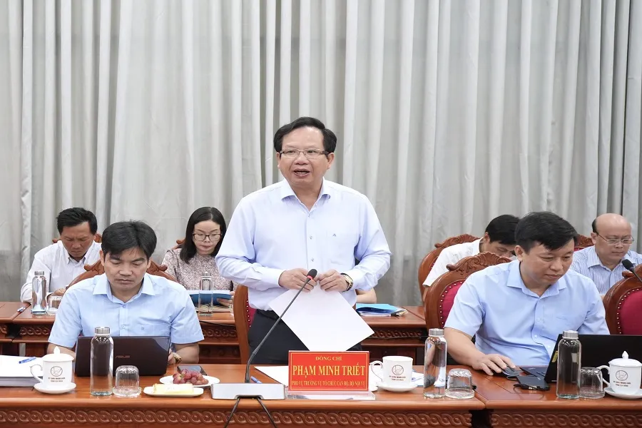 Ông Phạm Minh Triết tại buổi làm việc với Cà Mau hôm nay 15-11-2023. Ảnh: UBND tỉnh Cà Mau cung cấp. Bo_noi_vu_kiem_tra_Luat_to_chuc_Chinh_phu_tai_Ca_Mau1.jpg