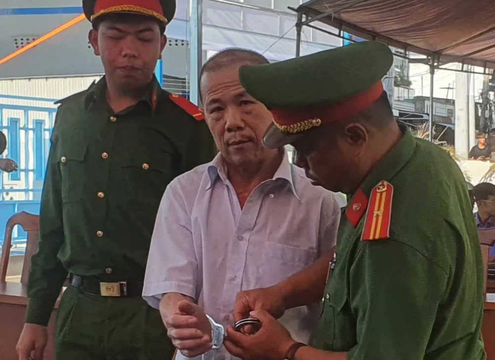 Đưa người vượt biên đánh cá 10.jpg