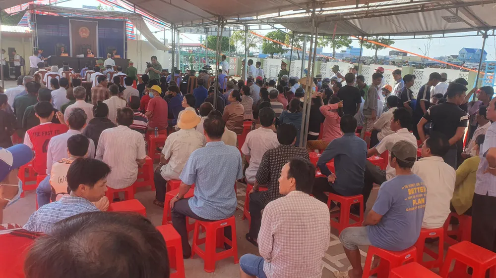 Đưa người vượt biên đánh cá 8.jpg