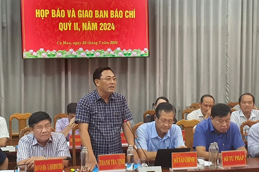 Ông Nguyễn Minh Phụng, Chánh thanh tra tỉnh Cà Mau nói về kết quả xác minh kê khai tài sản, thu nhập 21 công chức Cà Mau năm 2024. Ảnh: TRẦN VŨ Kê_khai_tài_sản_Cà_Mau_2.jpg