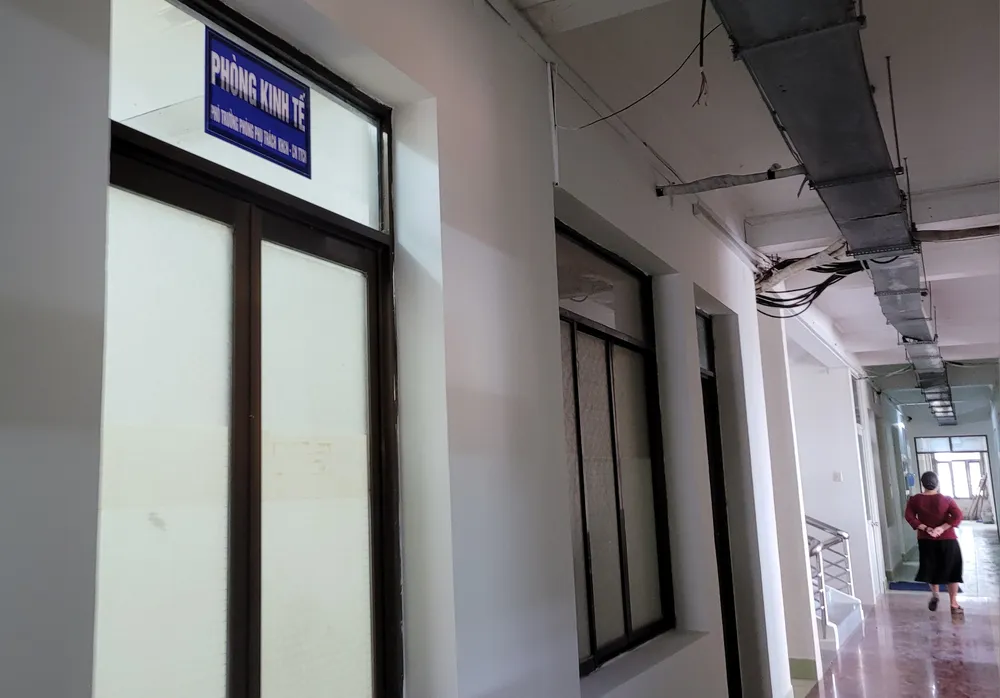 Bắt phó phòng kinh tế 2.jpg