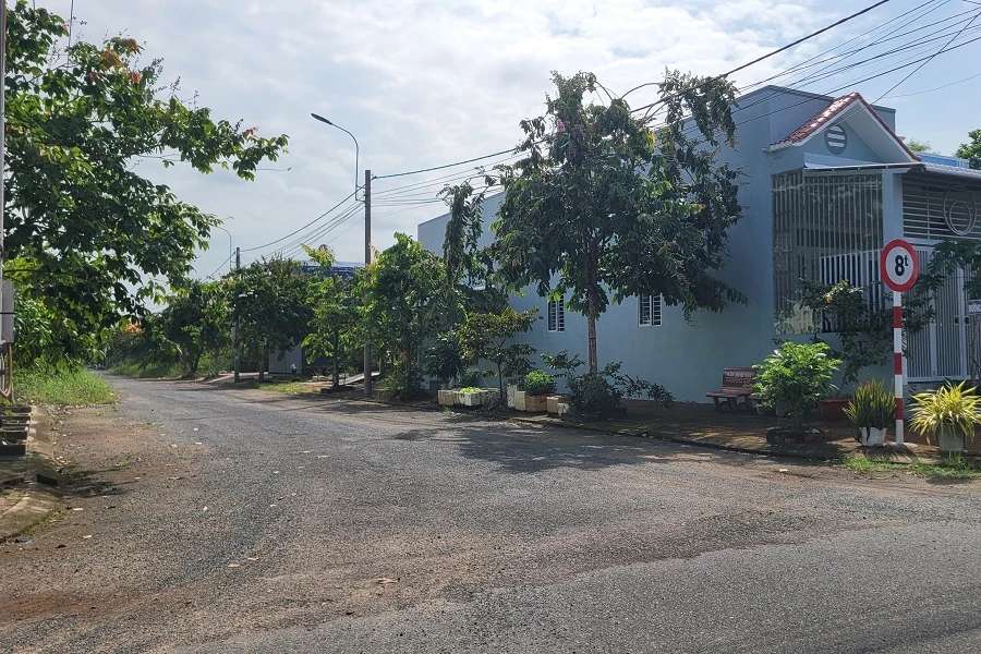 Cấm tải đường 3.jpg