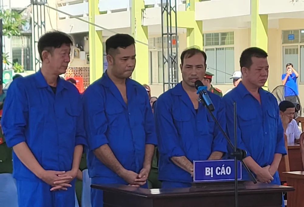 Đưa người trốn đi nước ngoài đánh bắt hải sản 3.jpg