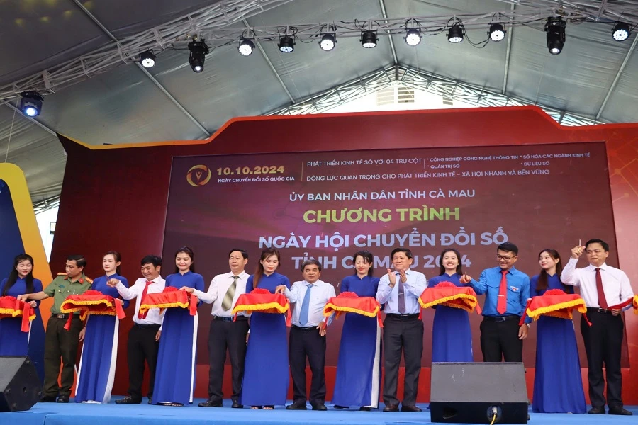 Chuyển đổi số cà Mau 2.jpg