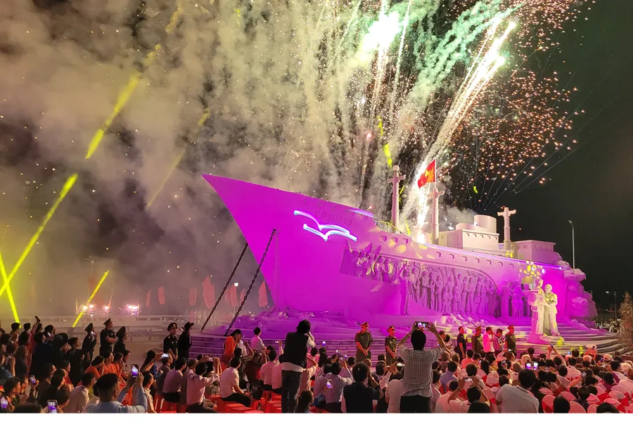 Tập Kết Ra Bắc 3.png