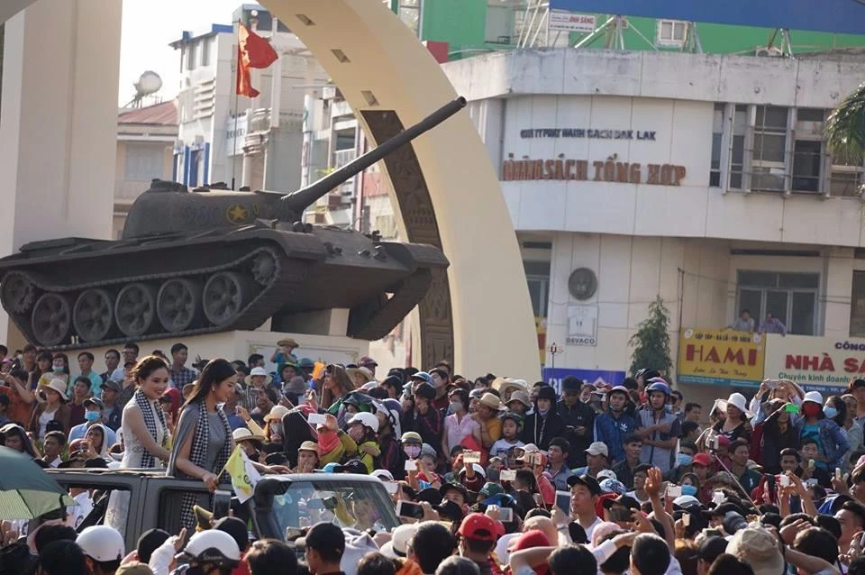 Lễ hội diễn ra tại ngã 6 trung tâm TP. Buôn Ma Thuột.